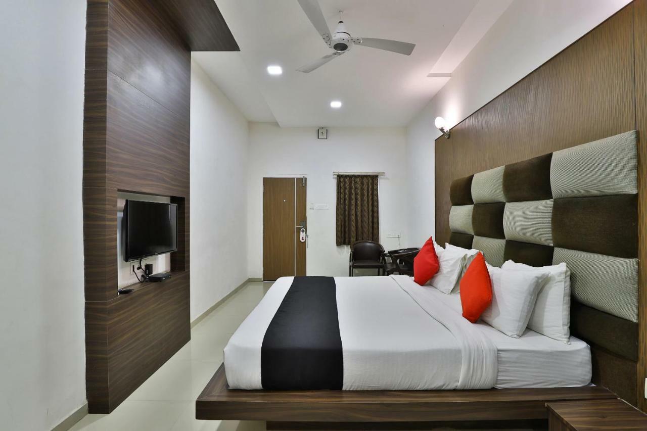 Banyan Paradise Resort Vadodara Dış mekan fotoğraf
